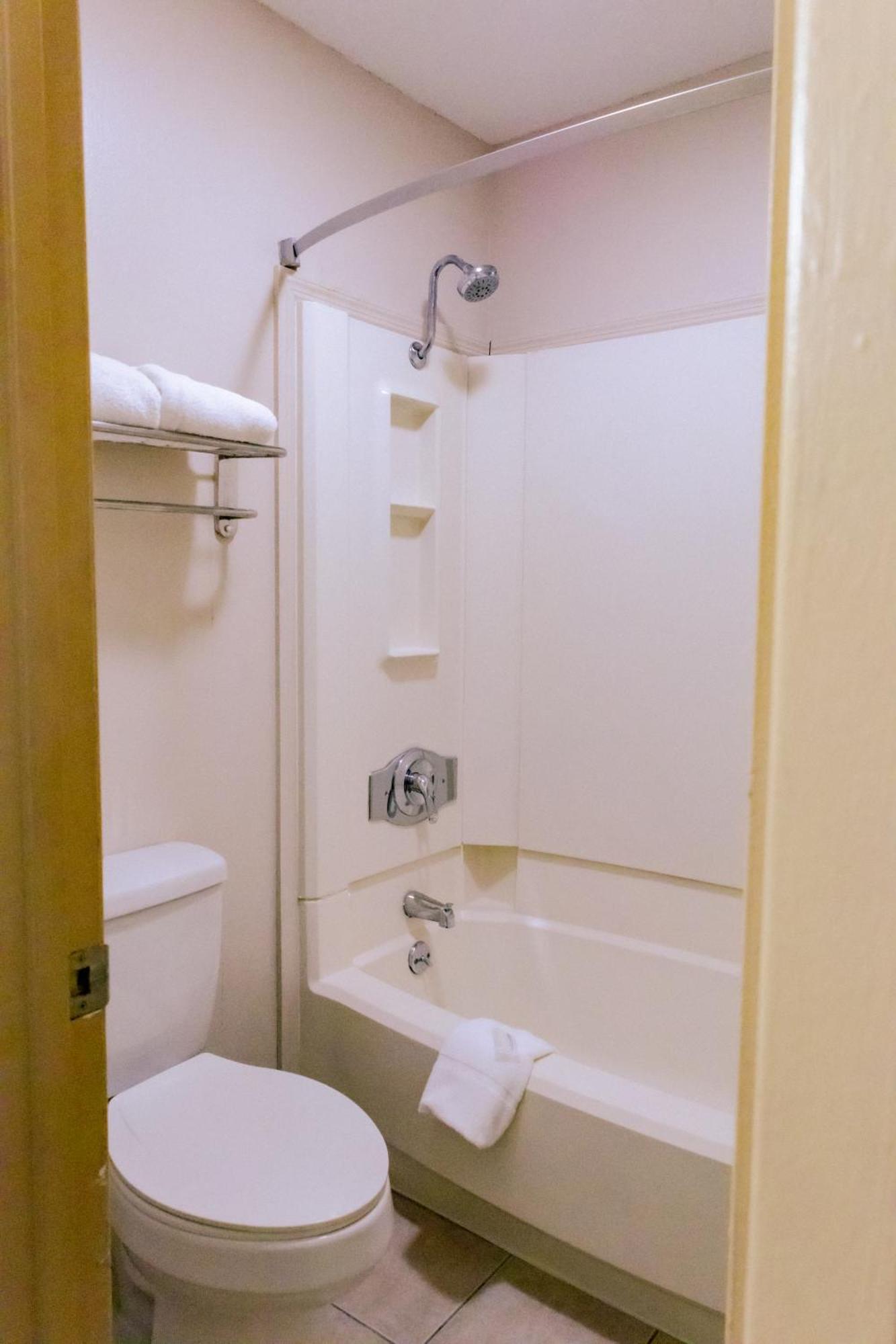 Classic Quadruple Room - Non-Smoking